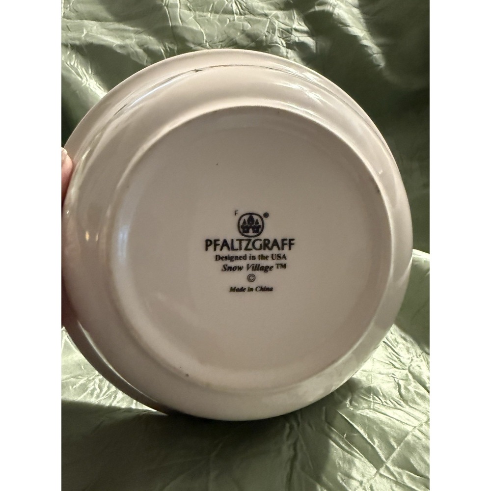 Pfaltzgraff Snow Village Ceramic Christmas Bowl White Red Green Round Glossy - Picture 3 of 7